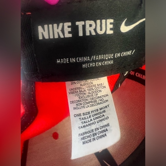 Nike True Embroidered Logo Red SnapBack Hat One Size - Picture 7 of 8